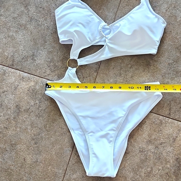 NWOT..One Piece bathing suit - Picture 6 of 7